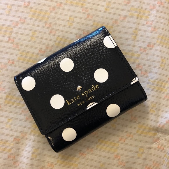 Kate Spade Wallet - Picture 8 of 8